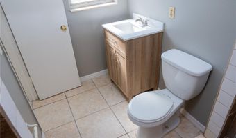 434 W 17TH St, Apopka, FL 32703