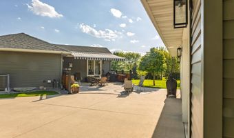 2111 Robins Nest SE, Alexandria, MN 56308