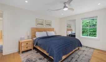 31 Wright Ln, Jamestown, RI 02835