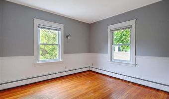 4 Talbot Mnr, Cranston, RI 02905