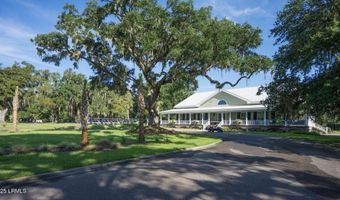 14 Grand Oaks Way, Beaufort, SC 29907