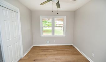 2031 Evergreen Dr, Boiling Springs, SC 29316