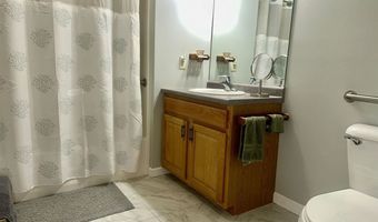 4 Bow Center Rd Unit B2, Bow, NH 03304