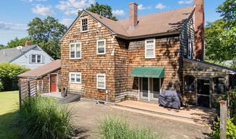 36 Woodlawn Ave, Auburn, ME 04210