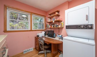 917 Sunrise Beach Dr, Amery, WI 54001