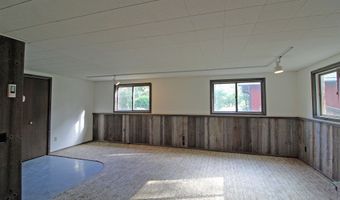 7463 Loy Rd, Arena, WI 53503