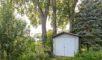 3323 N MORRISON St, Appleton, WI 54911
