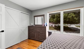 1251 Hawksbury Dr, Arnold, MO 63010