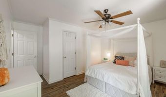 114 Barrington Dr 4, Athens, GA 30605