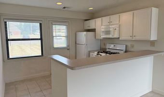 78 Montoya Cir, Branford, CT 06405