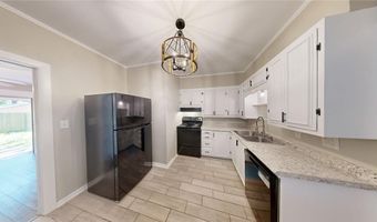 218 NW 5th Ave, Ardmore, OK 73401