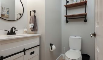 248 Hawthorne Ln, Barnegat, NJ 08005