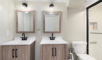 37 Charles St, Barrington, RI 02806