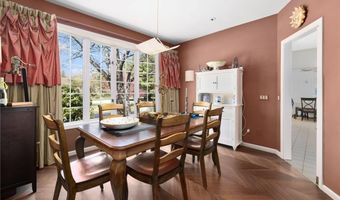 110 Osprey Dr, East Greenwich, RI 02818
