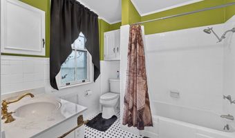 12 Dyal St, Baxley, GA 31513