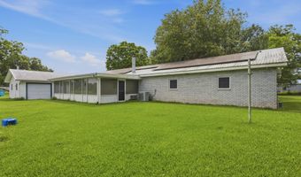518 Old School Rd, Arnaudville, LA 70512