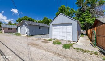 932 Cody Ave, Cody, WY 82414