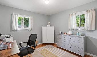 1061 Western Dr, Ann Arbor, MI 48103