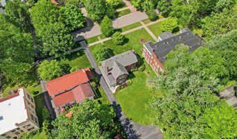 916 Audubon Pkwy, Audubon Park, KY 40213
