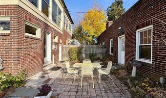 1852 Chew St, Allentown, PA 18104