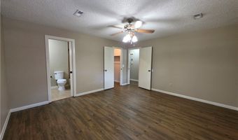 1806 Lawrence St, Bentonville, AR 72712
