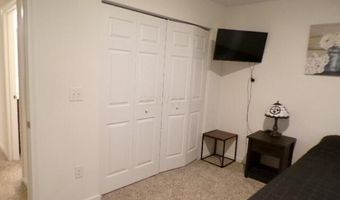 5294 Karst Cir, Ashville, OH 43103