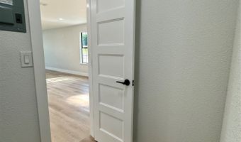 6033 S Highway 67 S, Alvarado, TX 76009
