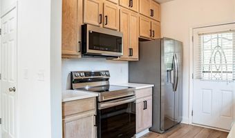 724 ELLIS St, Auburn, AL 36832