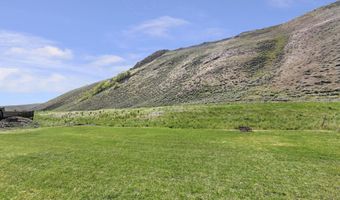 605 Rosewood Dr, Bellevue, ID 83313