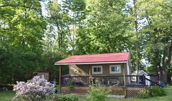 36 Island Dr, Bridport, VT 05734