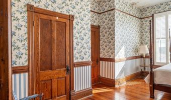 208 S Main St, Abbeville, SC 29620