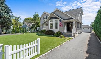 24 Lebrun Ave, Amityville, NY 11701