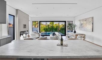 6010 Lasaine Ave, Encino, CA 91316