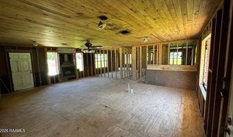 211 Perry Dr, Abbeville, LA 70510