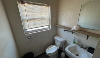 1501 W Broadway St, Andrews, TX 79714