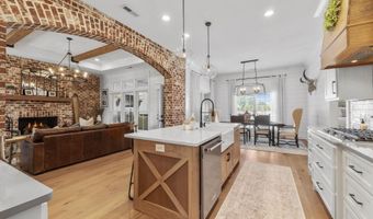 20373 Edgewood Rd, Athens, AL 35614