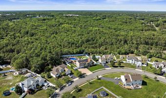 28 Hannah Lee Rd, Barnegat, NJ 08005