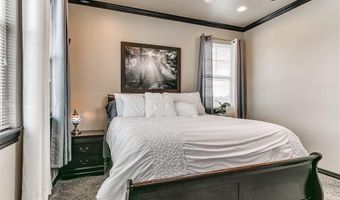 3918 S 4th St, Chickasha, OK 73018
