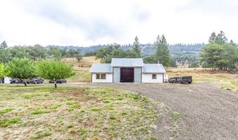 2245 Colestin Rd, Ashland, OR 97520