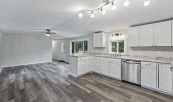 52 Guptill Rd, Belgrade, ME 04917