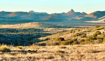 100 High Lonesome, Alpine, TX 79830