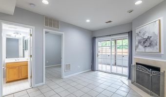 24635 KINGS CANYON Sq, Aldie, VA 20105