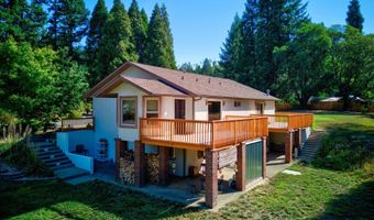 913 Starveout Creek Rd, Azalea, OR 97410