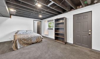 234 St Marys Dr, Ballwin, MO 63021
