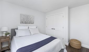 60 Harmony St, Cranston, RI 02920