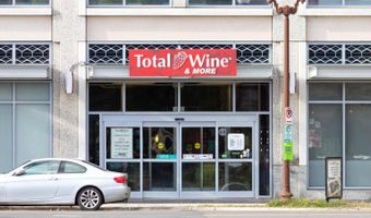 1001 N RANDOLPH St 913, Arlington, VA 22201