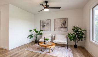 43 Strichen Ln, Bella Vista, AR 72715