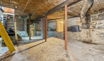 19 Elm St, Ansonia, CT 06401