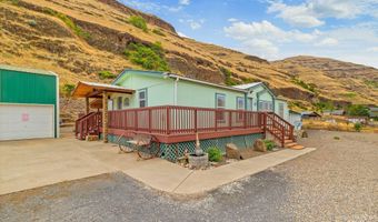 31018 Snake River Rd, Asotin, WA 99402