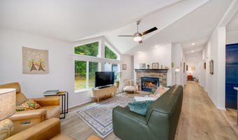 10220 7TH St, Bay City, OR 97107